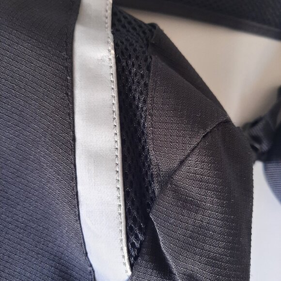 Volvo Sling/Crossbody Bag - Picture 3 of 4